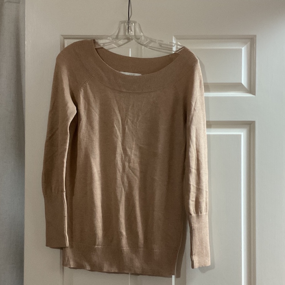 LOFT Women's Beige Crew Neck Sweater